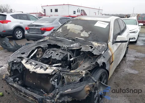 2016 BMW 528I xDrive z USA, uszkodzony, nr VIN WBA5A7C53GG147222